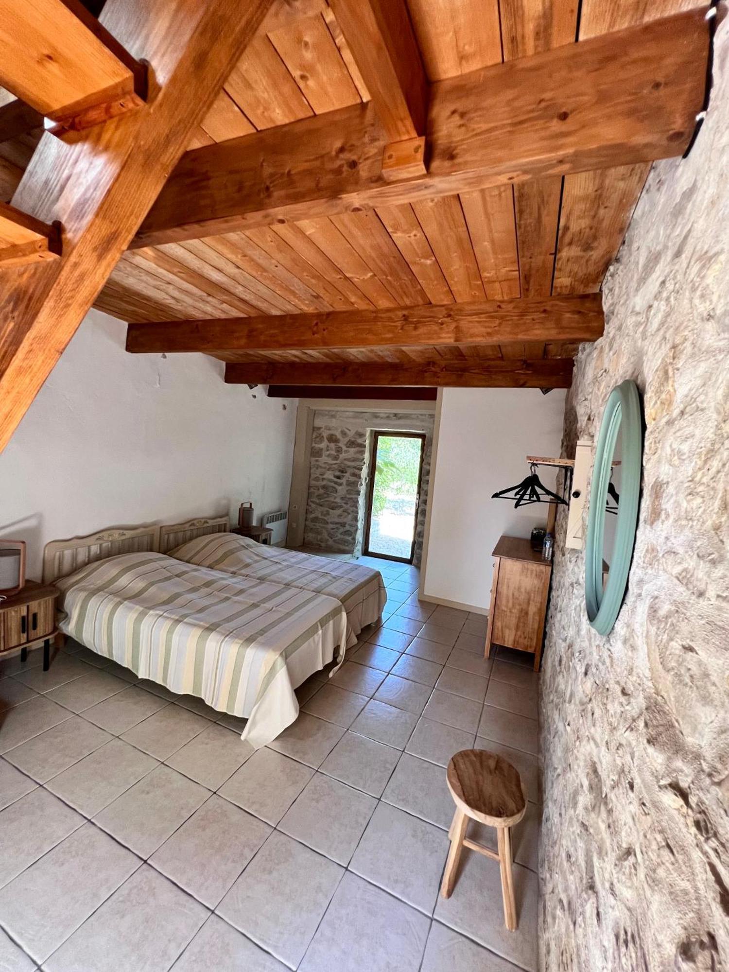 Le Mas Du Gentilhomme Chambre Lavande Orthoux-Sérignac-et-Quilhan Exteriör bild